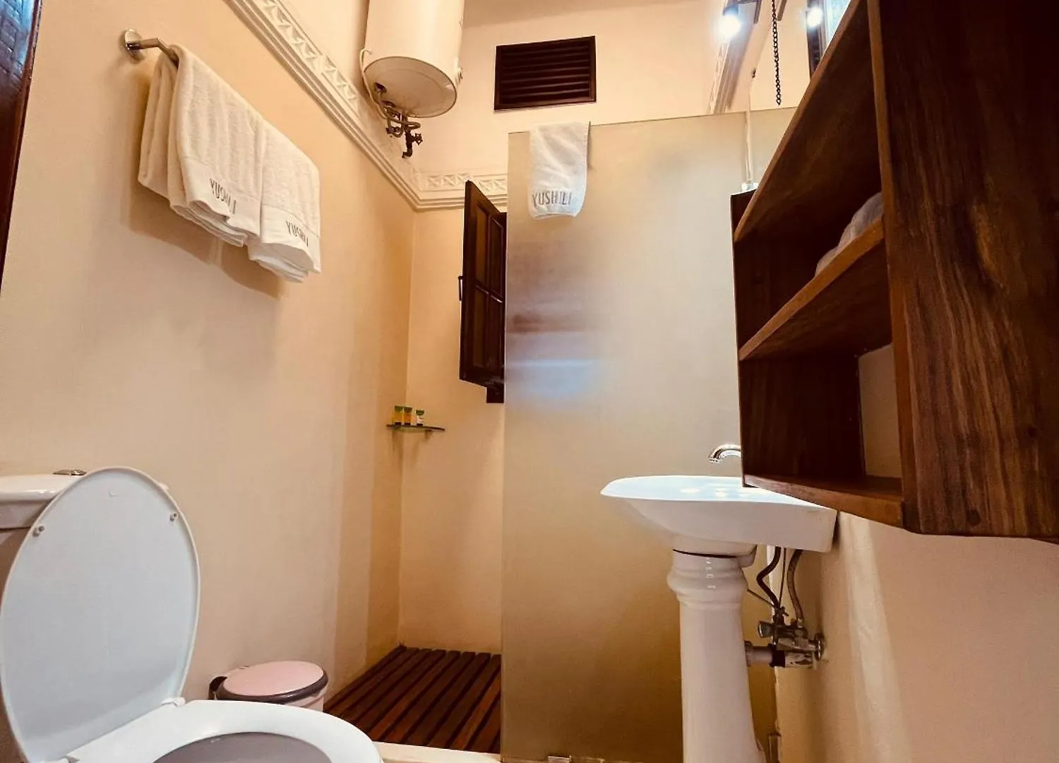 Yushili Hotel Kampala Uganda