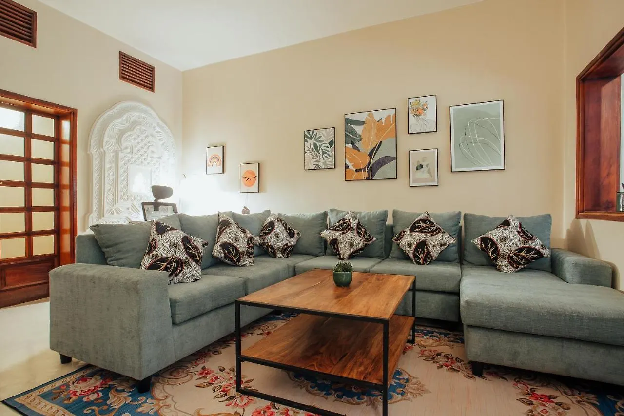 Yushili Hotel Καμπάλα